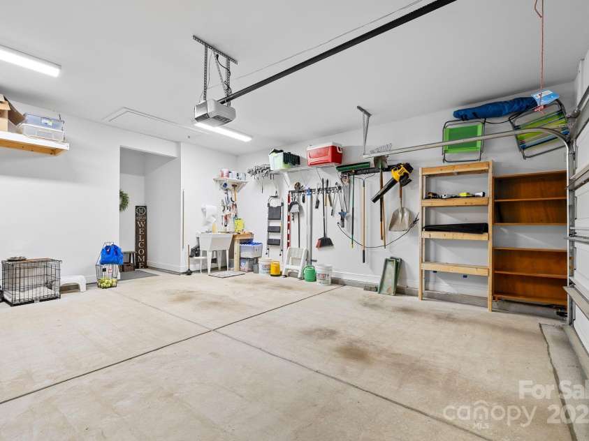 7016 Bareland Road, Fort Mill, SC 29707.  MLS# CAR4286486, YatesRealty ID 14300. 