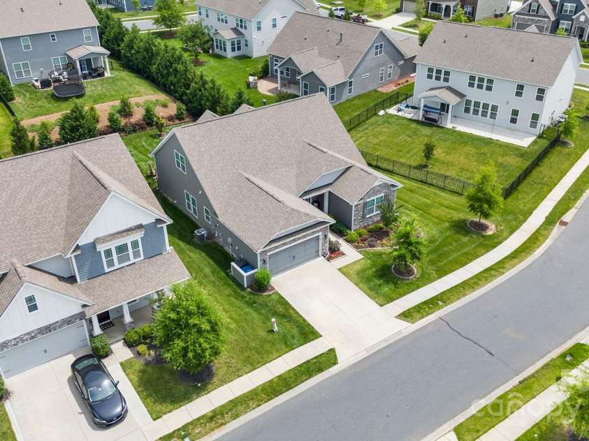 7016 Bareland Road, Fort Mill, SC 29707.  MLS# CAR4286486, YatesRealty ID 14300. 