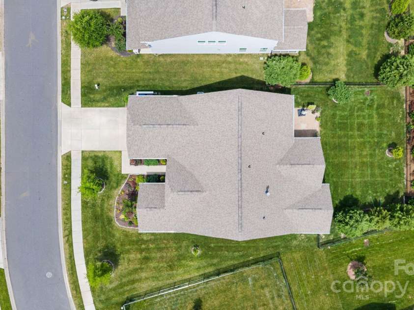 7016 Bareland Road, Fort Mill, SC 29707.  MLS# CAR4286486, YatesRealty ID 14300. 