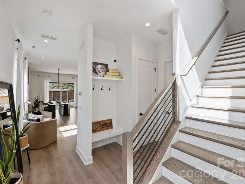 110 Mattoon Street, Charlotte, NC 28216.  MLS# CAR4356590, YatesRealty ID 14302. 
