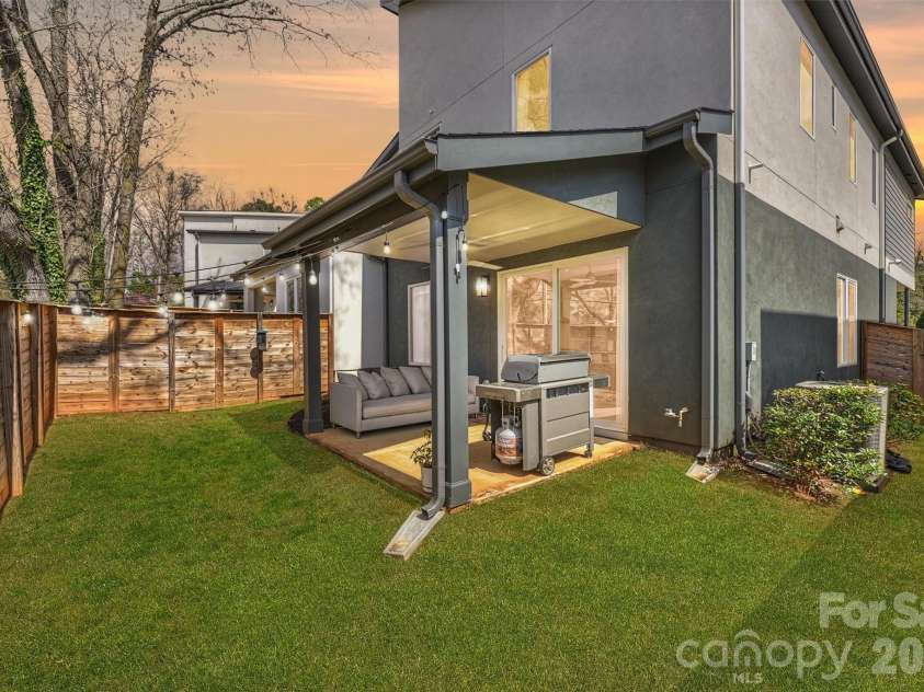 110 Mattoon Street, Charlotte, NC 28216.  MLS# CAR4356590, YatesRealty ID 14302. 