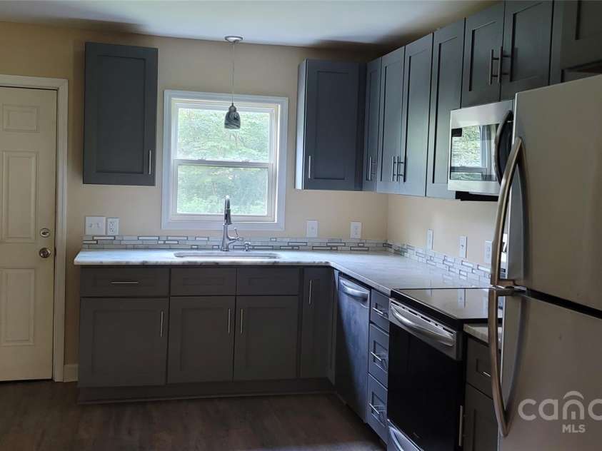 608 E Street, Newton, NC 28658.  MLS# CAR4261118, YatesRealty ID 14304. 