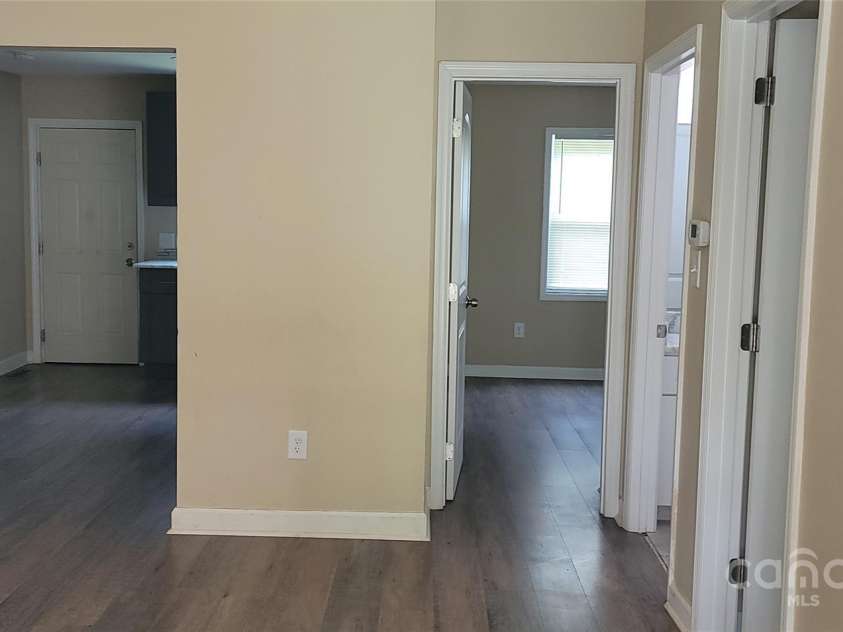 608 E Street, Newton, NC 28658.  MLS# CAR4261118, YatesRealty ID 14304. 