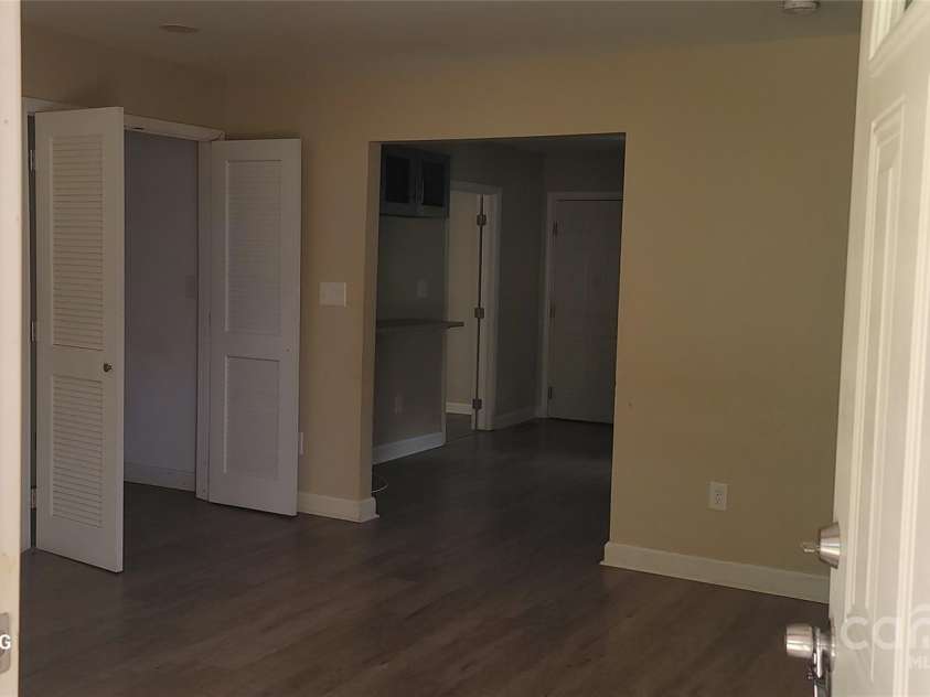 608 E Street, Newton, NC 28658.  MLS# CAR4261118, YatesRealty ID 14304. 