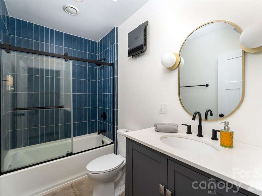 25 Nelon Road, Asheville, NC 28804.  MLS# CAR4254844, YatesRealty ID 14305. 