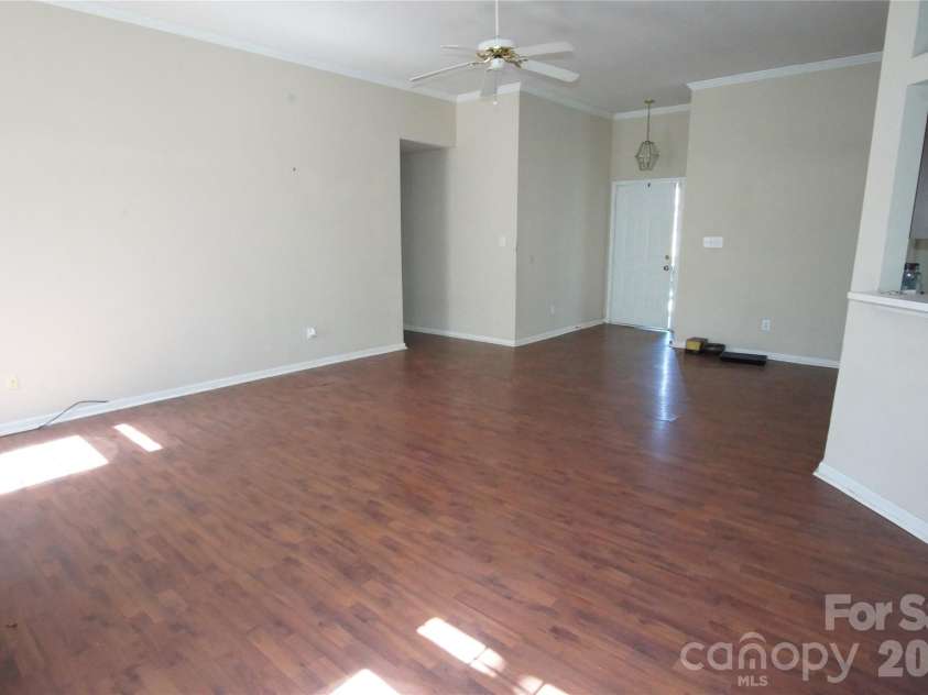 10410 Hellebore Road, Charlotte, NC 28213.  MLS# CAR4371051, YatesRealty ID 14306. 
