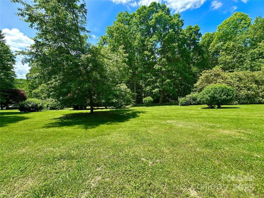 2866 Old Morganton Road, Lenoir, NC 28645.  MLS# CAR4261191, YatesRealty ID 14309. 