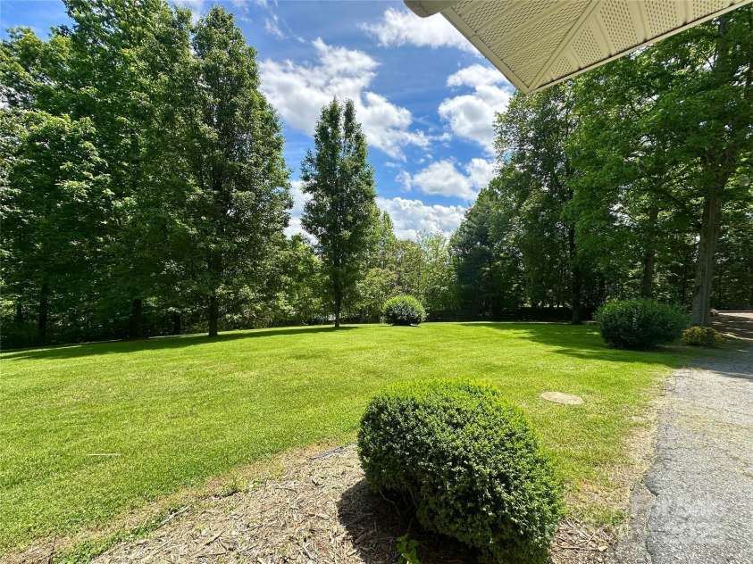 2866 Old Morganton Road, Lenoir, NC 28645.  MLS# CAR4261191, YatesRealty ID 14309. 