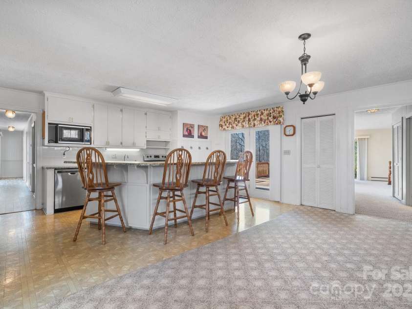 2866 Old Morganton Road, Lenoir, NC 28645.  MLS# CAR4261191, YatesRealty ID 14309. 