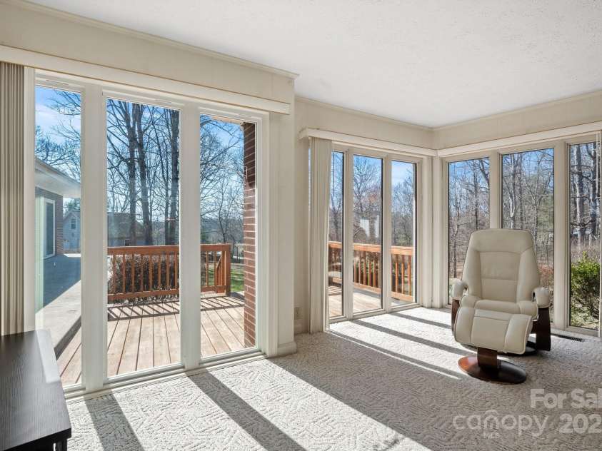 2866 Old Morganton Road, Lenoir, NC 28645.  MLS# CAR4261191, YatesRealty ID 14309. 