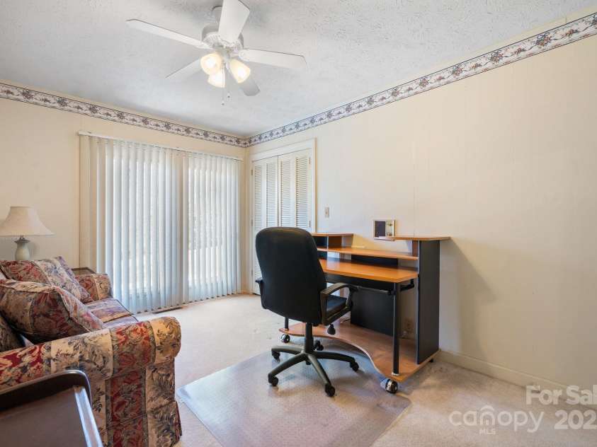 2866 Old Morganton Road, Lenoir, NC 28645.  MLS# CAR4261191, YatesRealty ID 14309. 