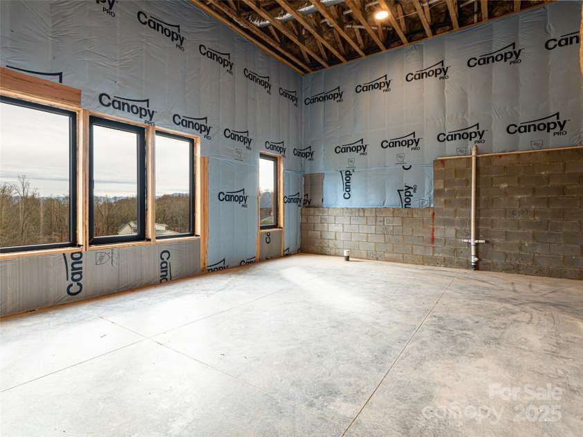 51 Bridgeway Drive, Candler, NC 28715.  MLS# CAR4327659, YatesRealty ID 14309. 