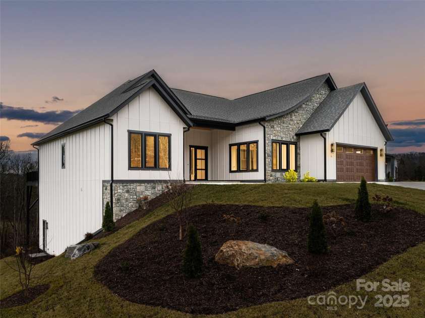 51 Bridgeway Drive, Candler, NC 28715.  MLS# CAR4327659, YatesRealty ID 14309. 