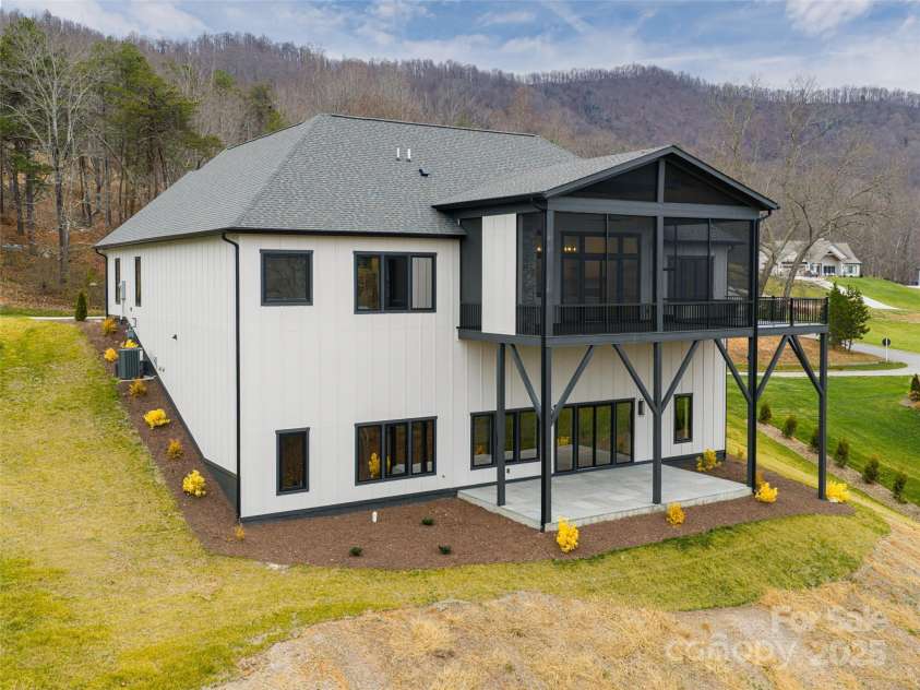 51 Bridgeway Drive, Candler, NC 28715.  MLS# CAR4327659, YatesRealty ID 14309. 