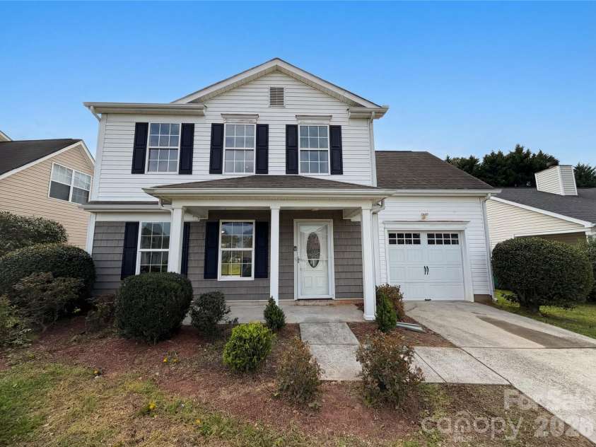 11319 Red Finch Lane, Charlotte, NC 28214.  MLS# CAR4365084, YatesRealty ID 14310. 