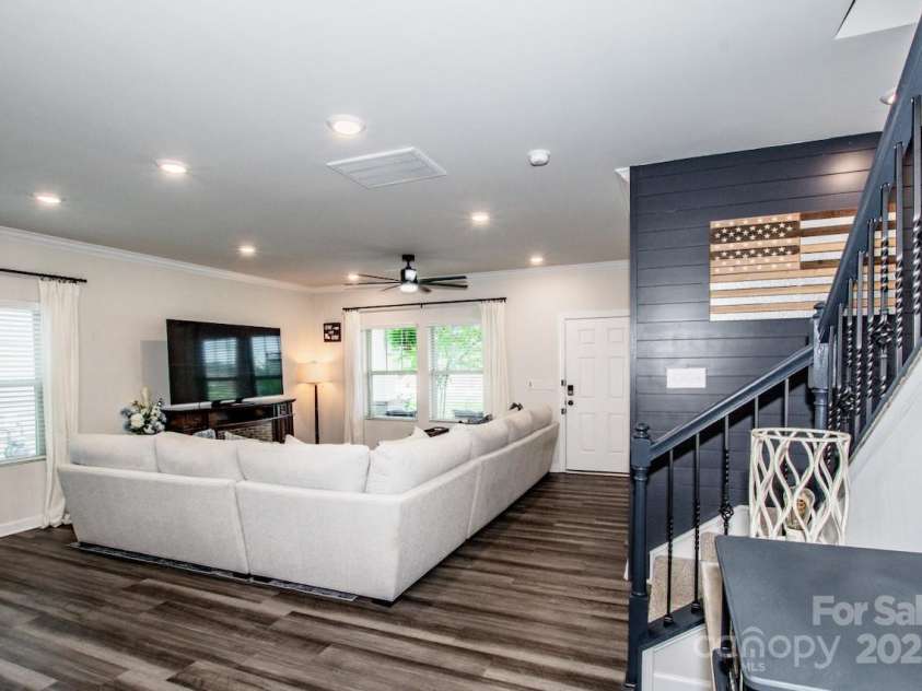 11951 Old Statesville Road, Huntersville, NC 28078.  MLS# CAR4260742, YatesRealty ID 14311. 