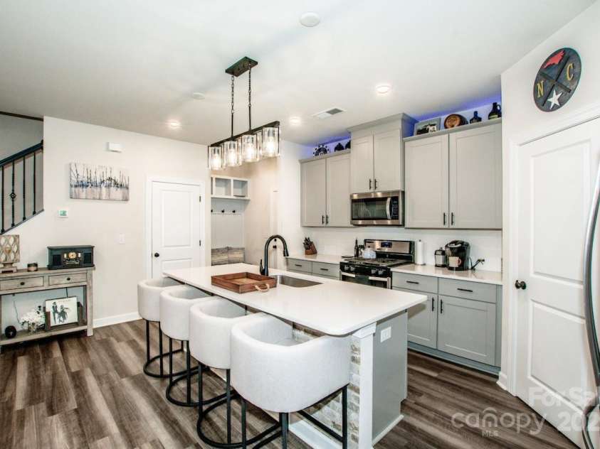 11951 Old Statesville Road, Huntersville, NC 28078.  MLS# CAR4260742, YatesRealty ID 14311. 