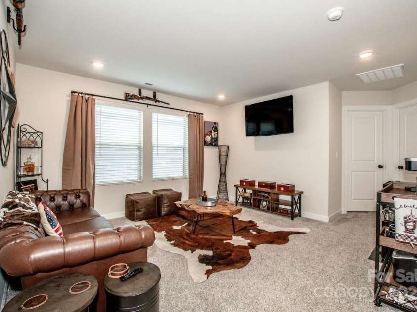 11951 Old Statesville Road, Huntersville, NC 28078.  MLS# CAR4260742, YatesRealty ID 14311. 