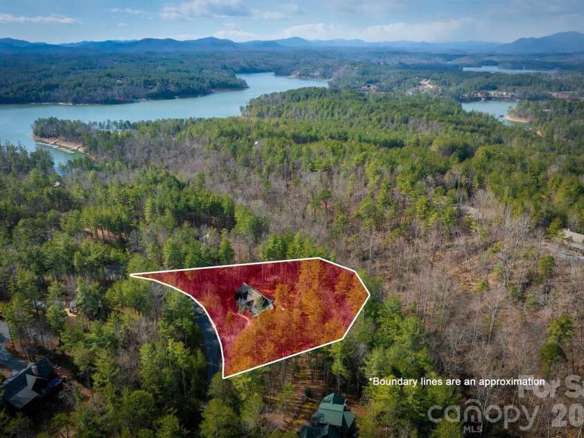 3201 Donahue Drive, Nebo, NC 28761.  MLS# CAR4351255, YatesRealty ID 14311. 