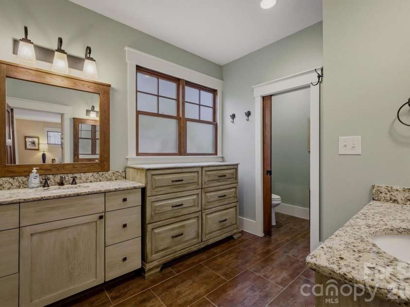 3201 Donahue Drive, Nebo, NC 28761.  MLS# CAR4351255, YatesRealty ID 14311. 