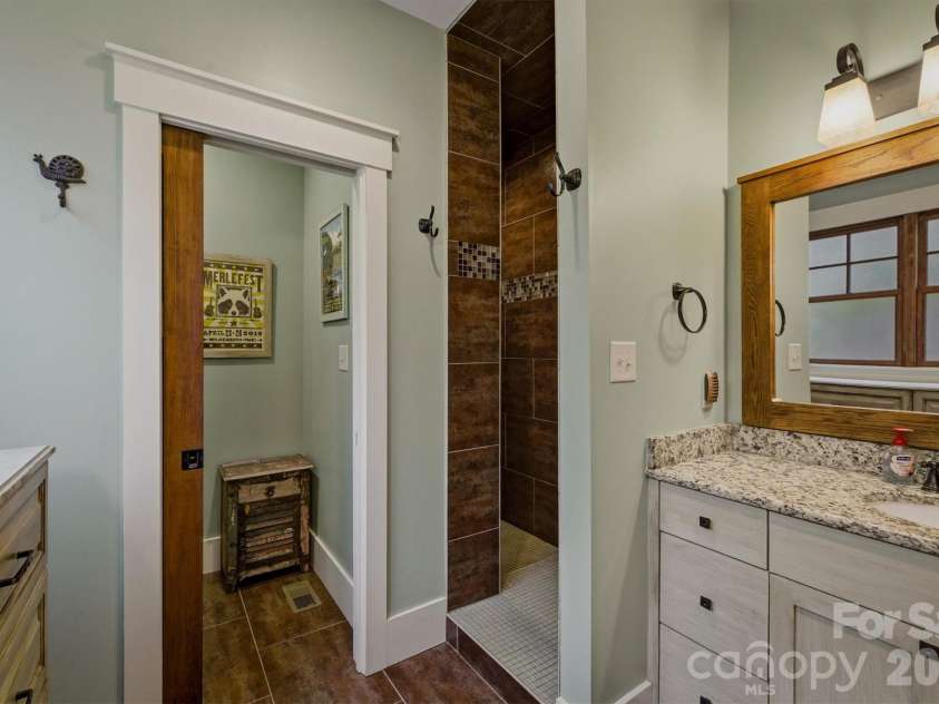 3201 Donahue Drive, Nebo, NC 28761.  MLS# CAR4351255, YatesRealty ID 14311. 