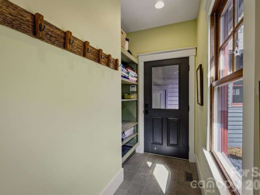 3201 Donahue Drive, Nebo, NC 28761.  MLS# CAR4351255, YatesRealty ID 14311. 