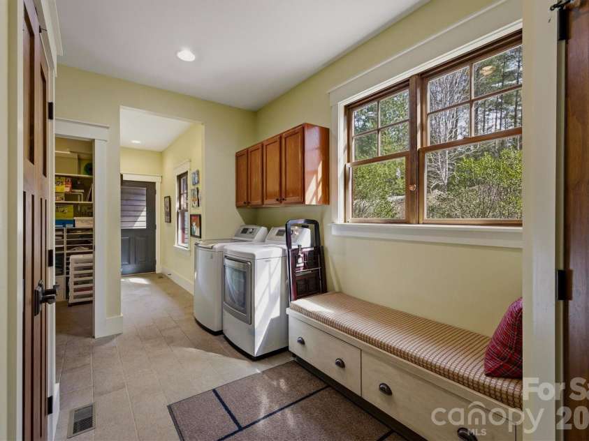 3201 Donahue Drive, Nebo, NC 28761.  MLS# CAR4351255, YatesRealty ID 14311. 