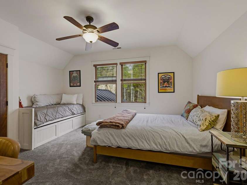 3201 Donahue Drive, Nebo, NC 28761.  MLS# CAR4351255, YatesRealty ID 14311. 