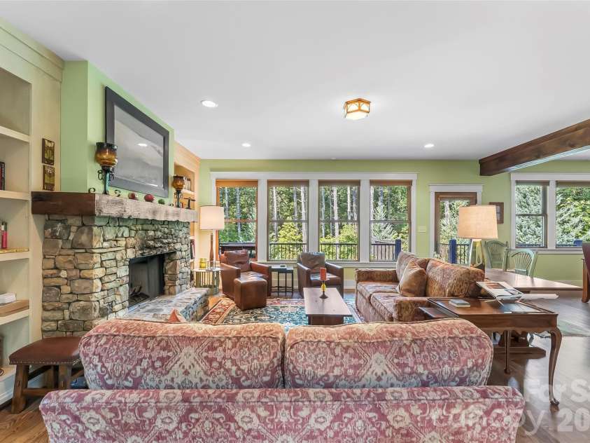 3201 Donahue Drive, Nebo, NC 28761.  MLS# CAR4418458, YatesRealty ID 14311. 