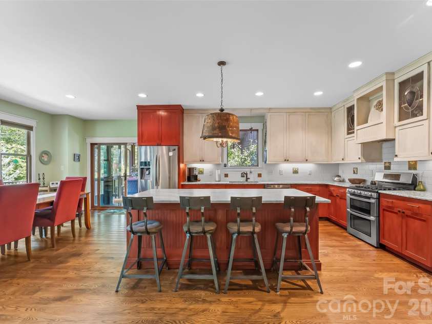3201 Donahue Drive, Nebo, NC 28761.  MLS# CAR4418458, YatesRealty ID 14311. 