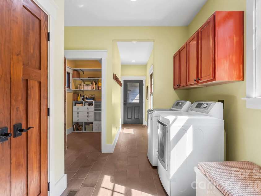 3201 Donahue Drive, Nebo, NC 28761.  MLS# CAR4418458, YatesRealty ID 14311. 