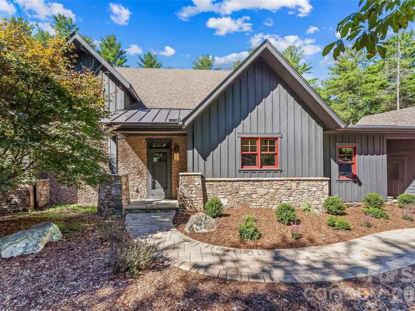 3201 Donahue Drive, Nebo, NC 28761.  MLS# CAR4418458, YatesRealty ID 14311. 