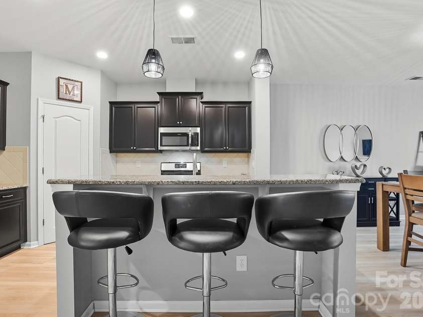 3033 Honeylocust Lane, Fort Mill, SC 29707.  MLS# CAR4362269, YatesRealty ID 14312. 