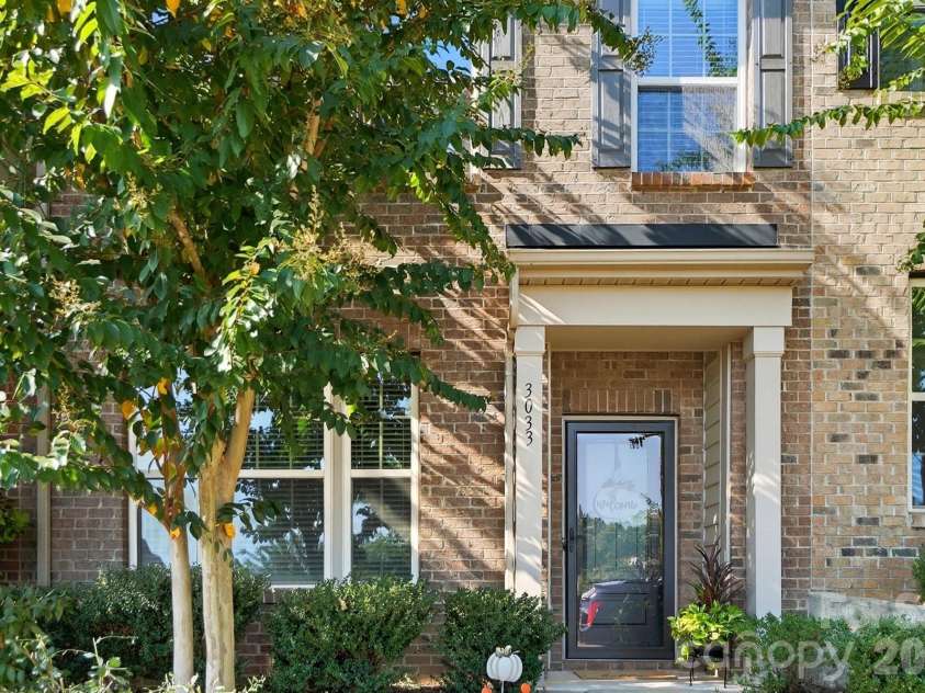 3033 Honeylocust Lane, Fort Mill, SC 29707.  MLS# CAR4362269, YatesRealty ID 14312. 