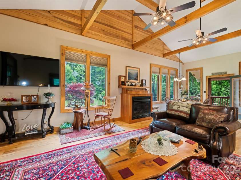 640 Pot Leg Road, Waynesville, NC 28785.  MLS# CAR4261225, YatesRealty ID 14312. 