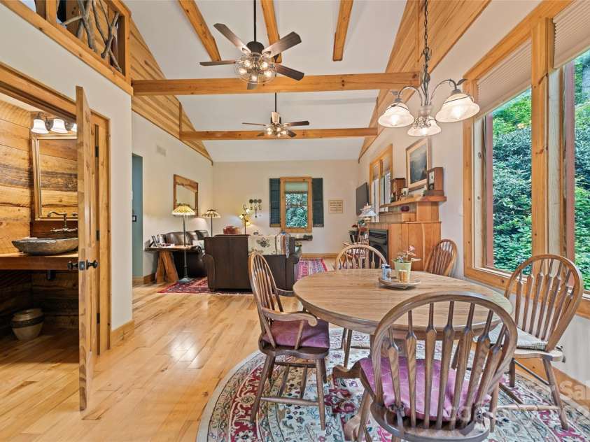 640 Pot Leg Road, Waynesville, NC 28785.  MLS# CAR4261225, YatesRealty ID 14312. 