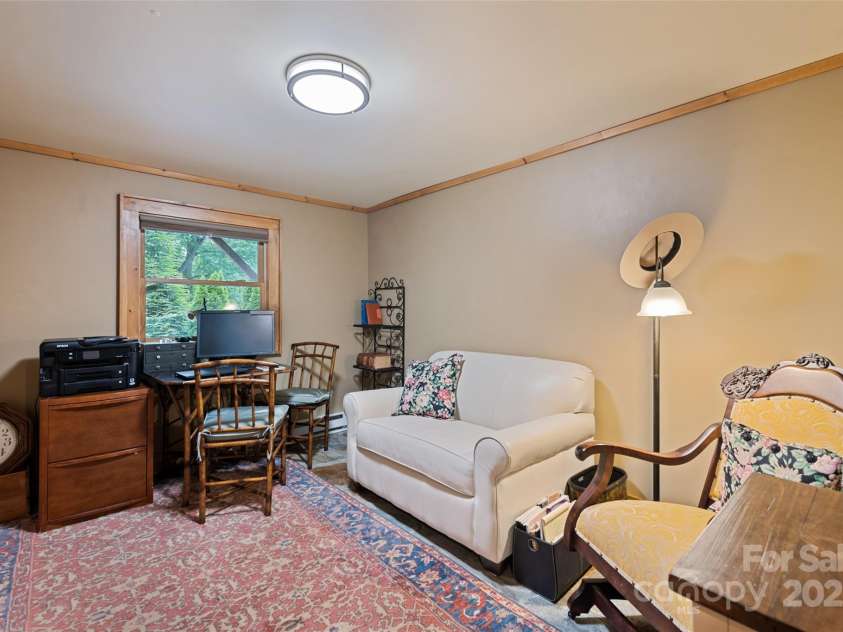 640 Pot Leg Road, Waynesville, NC 28785.  MLS# CAR4261225, YatesRealty ID 14312. 