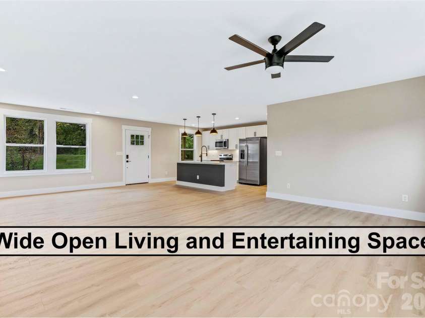 21 Woodchuck Lane, Marion, NC 28752.  MLS# CAR4359922, YatesRealty ID 14314. 