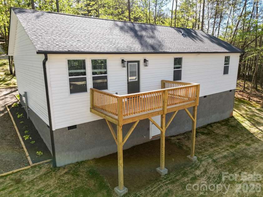 21 Woodchuck Lane, Marion, NC 28752.  MLS# CAR4359922, YatesRealty ID 14314. 