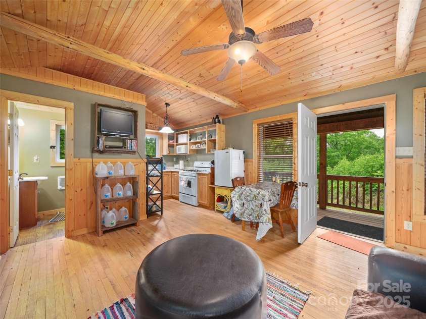 289 Bailey Settlement Road, Green Mountain, NC 28740.  MLS# CAR4258714, YatesRealty ID 14315. 