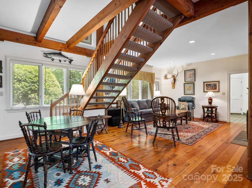 1360 Skunk Hollow Road, Campobello, SC 29322.  MLS# CAR4311522, YatesRealty ID 14317. 