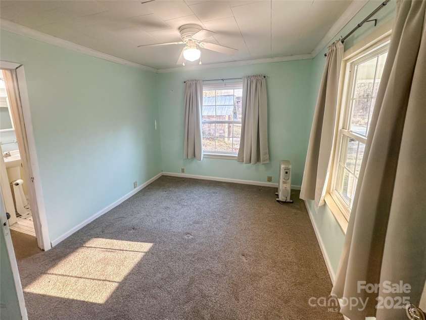 2812 Bald Mountain Road, Burnsville, NC 28714.  MLS# CAR4317632, YatesRealty ID 14317. 