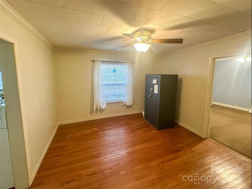 2812 Bald Mountain Road, Burnsville, NC 28714.  MLS# CAR4317632, YatesRealty ID 14317. 