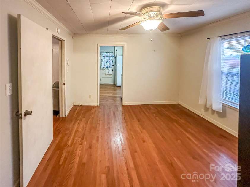 2812 Bald Mountain Road, Burnsville, NC 28714.  MLS# CAR4317632, YatesRealty ID 14317. 