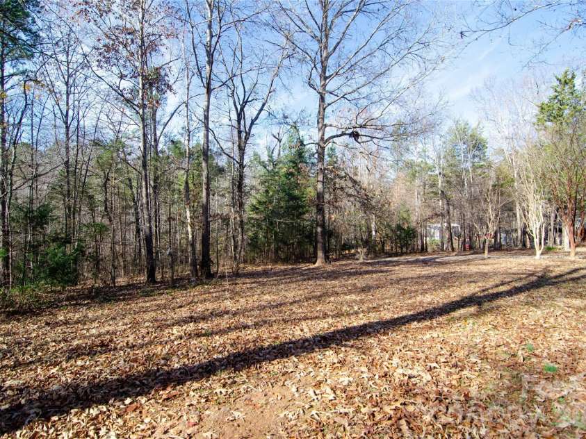1415 Smith Woods Lane, Hickory Grove, SC 29717.  MLS# CAR4363541, YatesRealty ID 14318. 