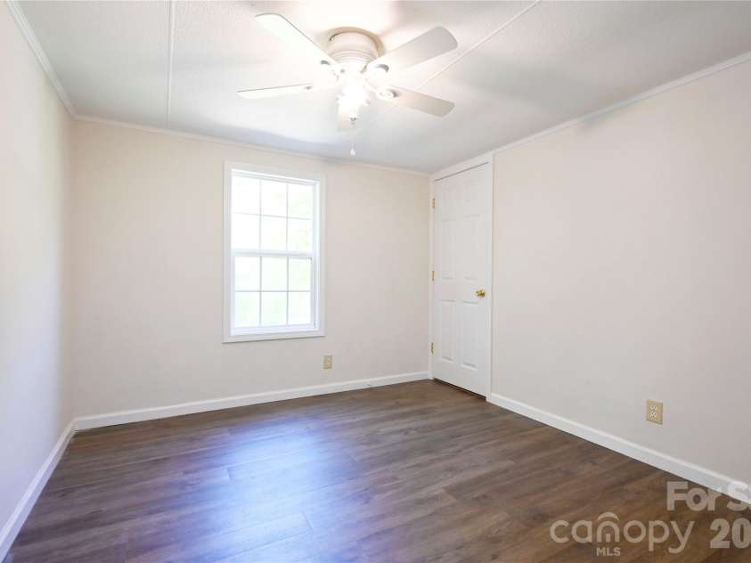 1415 Smith Woods Lane, Hickory Grove, SC 29717.  MLS# CAR4363541, YatesRealty ID 14318. 