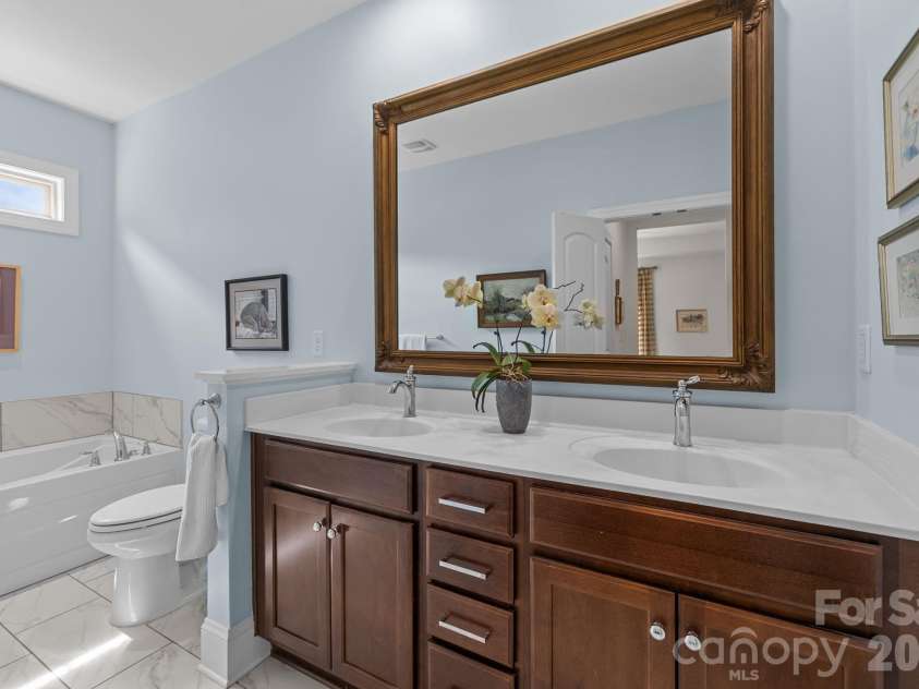 5235 Courtyard Lane, Belmont, NC 28012.  MLS# CAR4360163, YatesRealty ID 14319. 