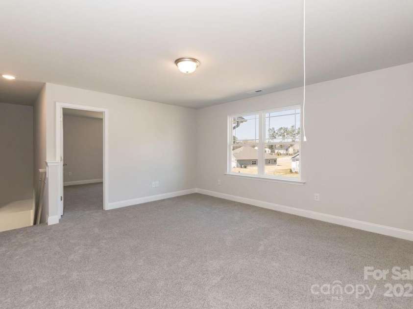 118 Kerr Walk Drive, Statesville, NC 28677.  MLS# CAR4261335, YatesRealty ID 14320. 