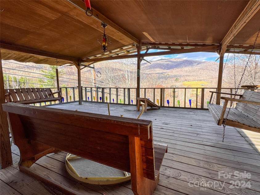 3059 NC 261 Highway, Bakersville, NC 28705.  MLS# CAR4203469, YatesRealty ID 14323. 