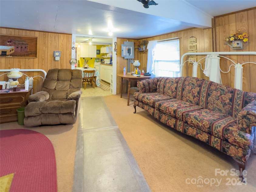 3059 NC 261 Highway, Bakersville, NC 28705.  MLS# CAR4203469, YatesRealty ID 14323. 